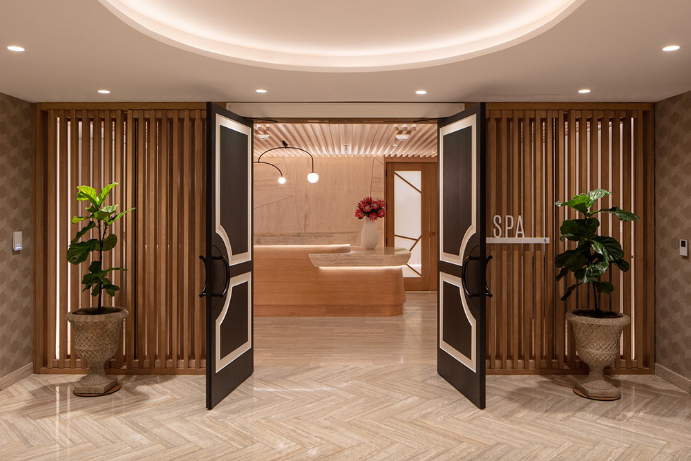 Four Seasons Hotel New Orleans.jpg